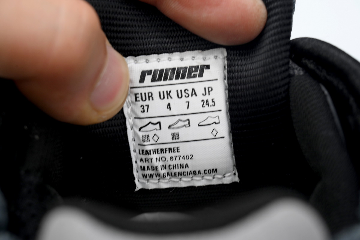 Balenciaga Runner All Black Gray 677402 W3RB2 1515