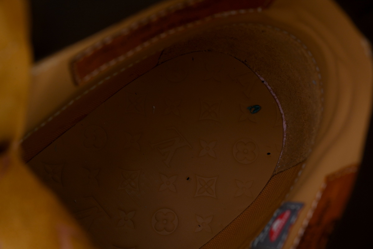 LOUIS VUITTON x Timberland 6-In Ankle Boot Brown