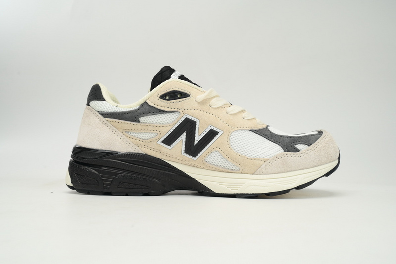 New Balance 990v3 Beige M990AD3