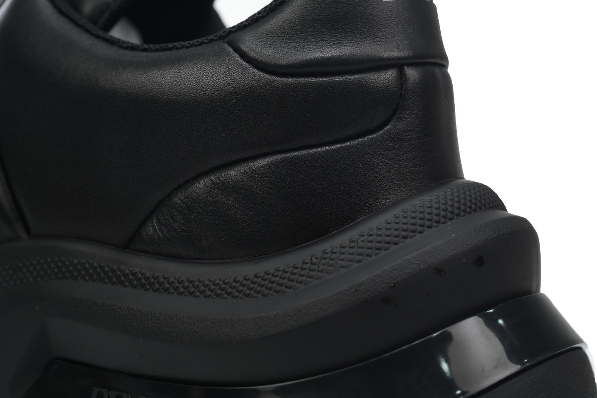 Prada Sneakers Black bread shoes