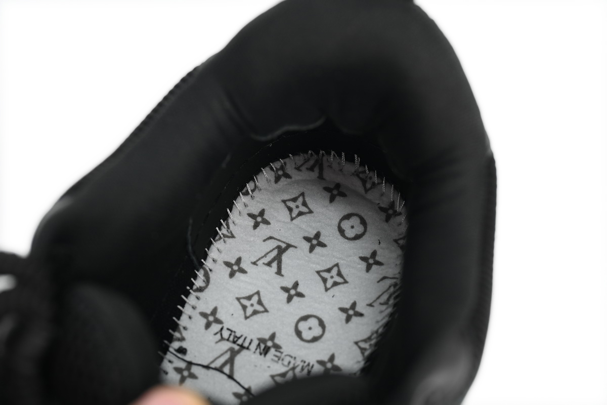 Louis Vuitton Skate Sneaker Black 51BCOLRB