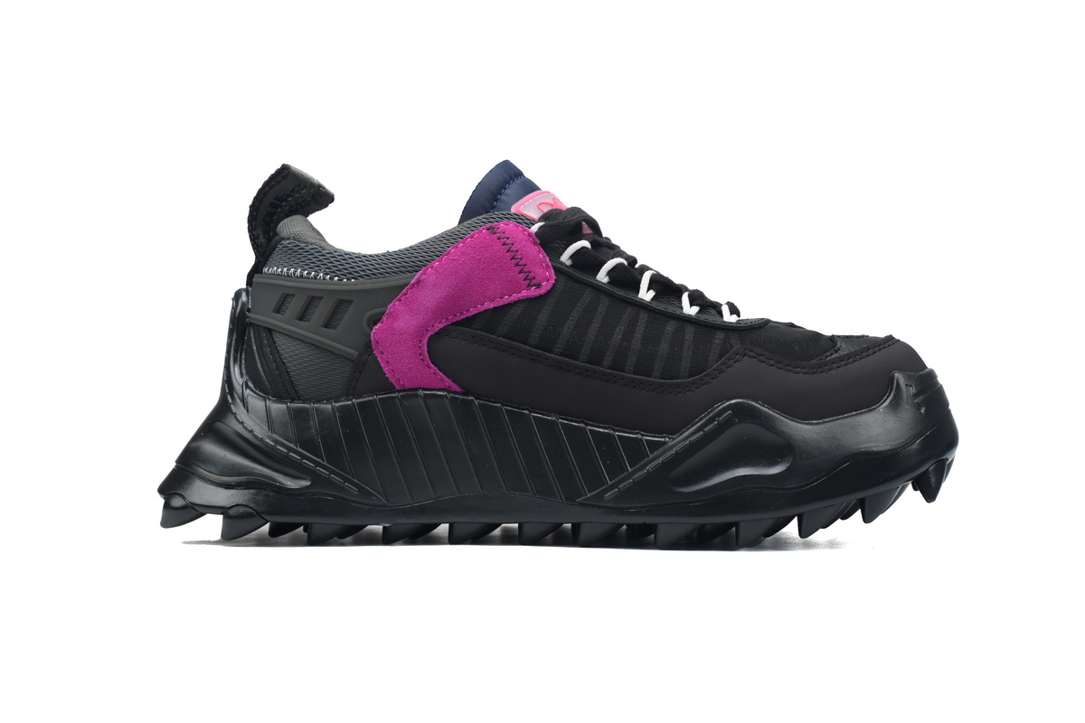 OFF-WHITE Out Of Black OMIA139S 2080004 531010