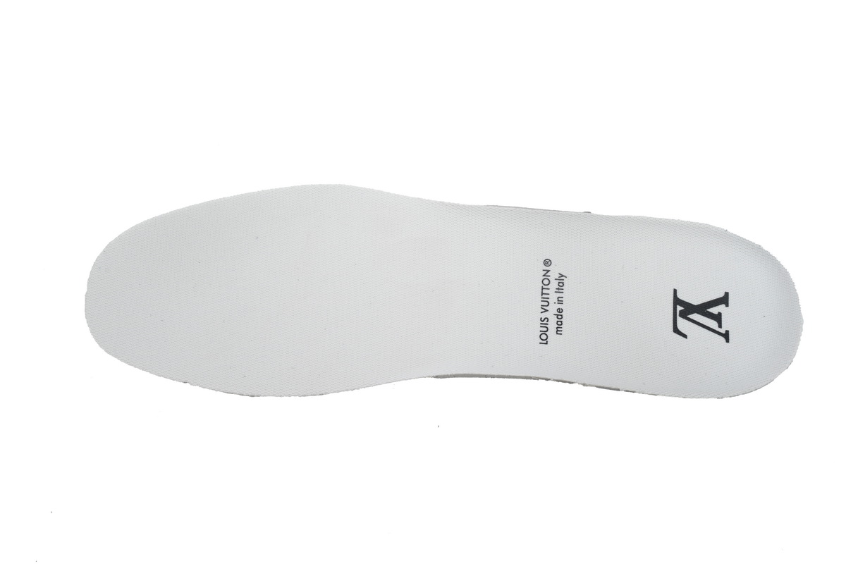 LOUIS VUITTON Trainer White and black