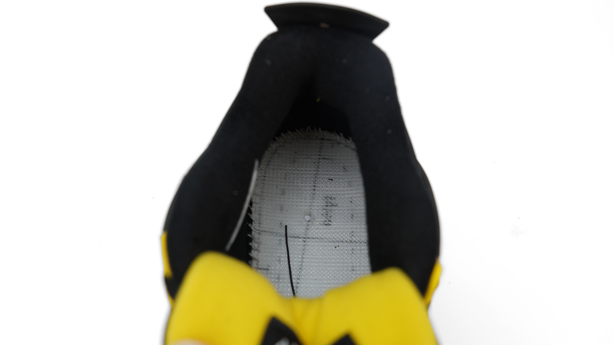 Air Jordan 4 Thunder DH6927-017