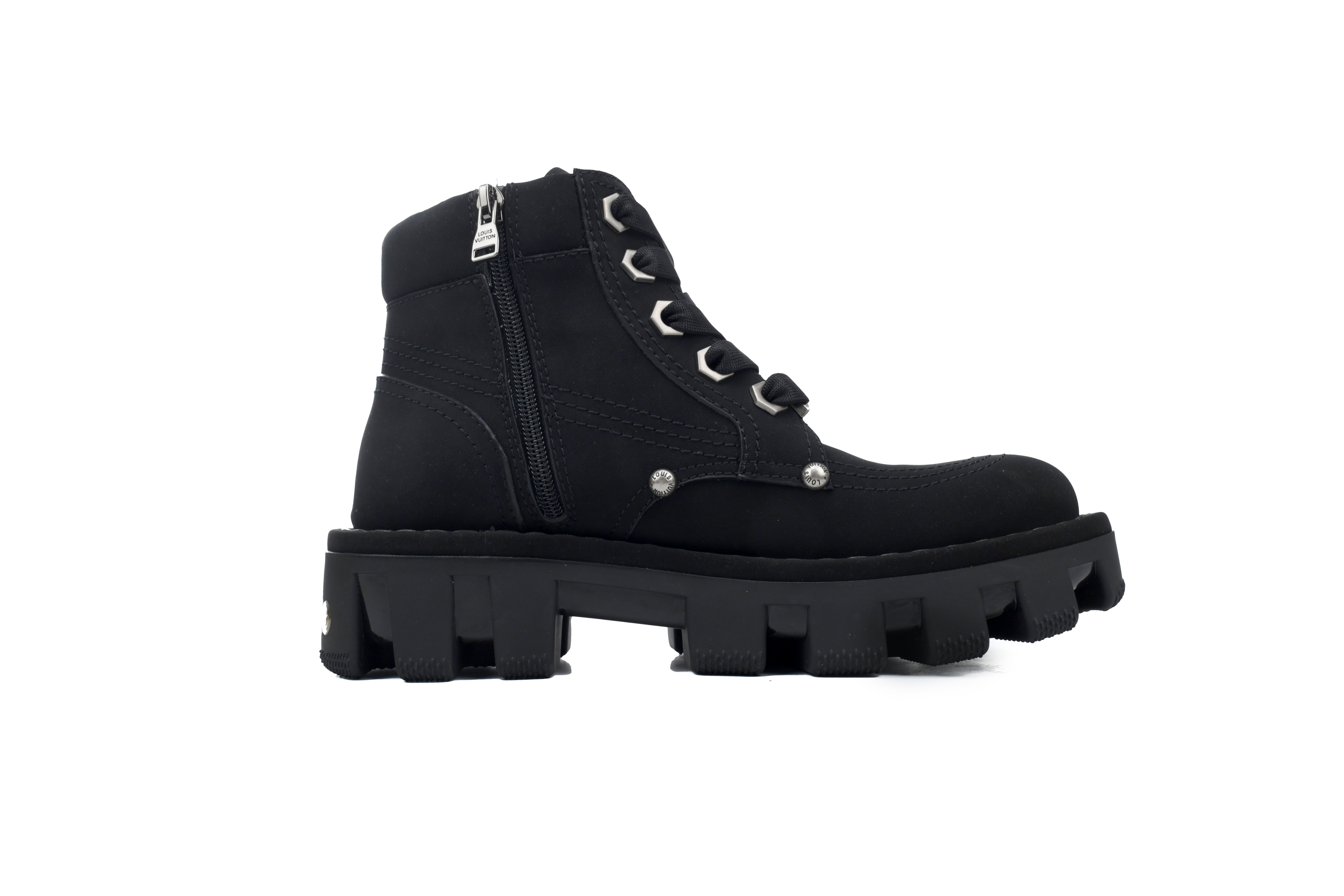 LOUIS VUITTON Martin boots Black pk02