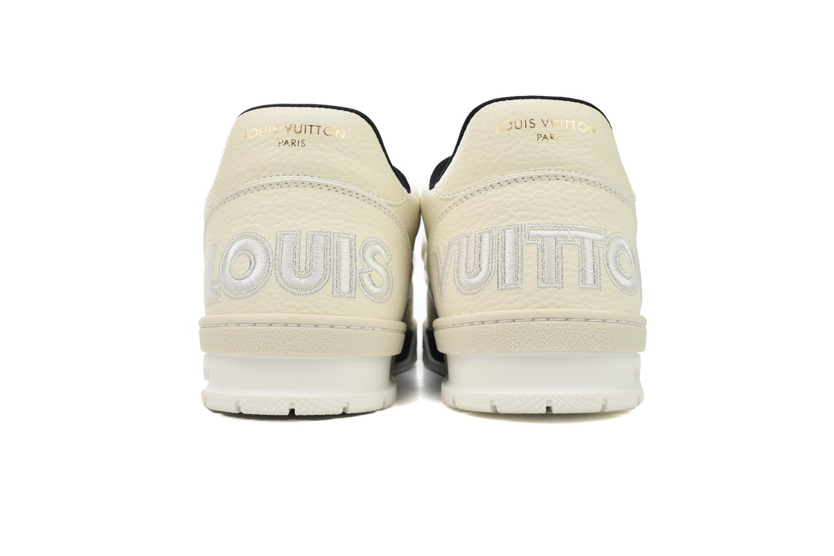 LOUIS VUITTON Trainer Monogram Flower Black