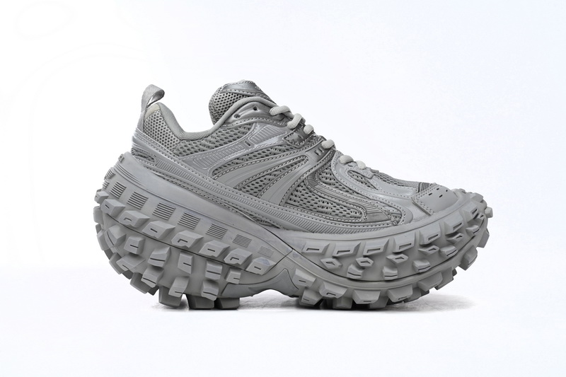 Balenciaga Defender Light Gray685611 W2RA6 1200