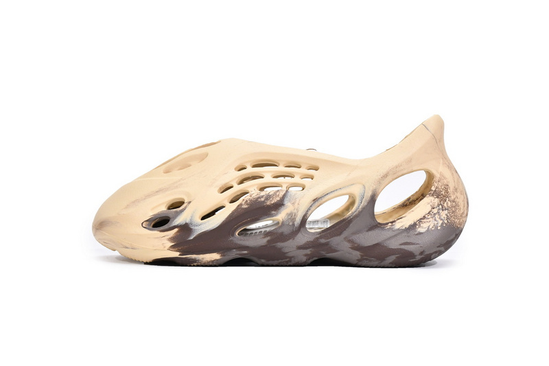 adidas Yeezy Foam RNNR MX Cream Clay GX8774