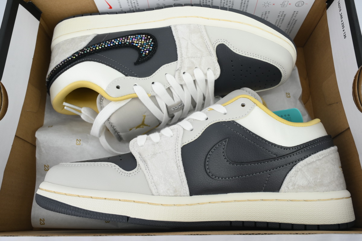 Air Jordan 1 Low SE 'Beaded Swoosh' DV1762-001