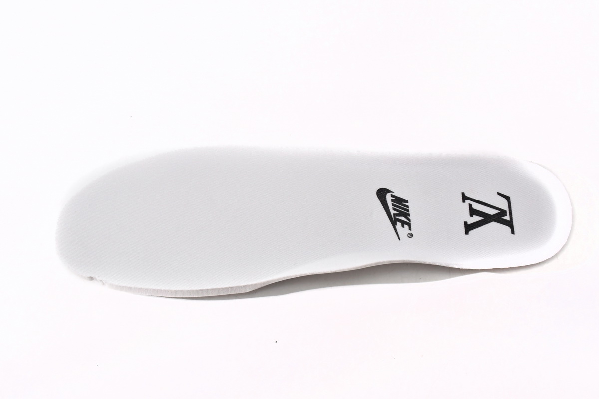 LOUIS VUITTON x Nike Air Force 1 Triple White LK0221