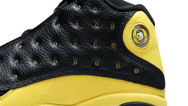 Air Jordan 13 Retro Oregon Track & Field PE (2018)