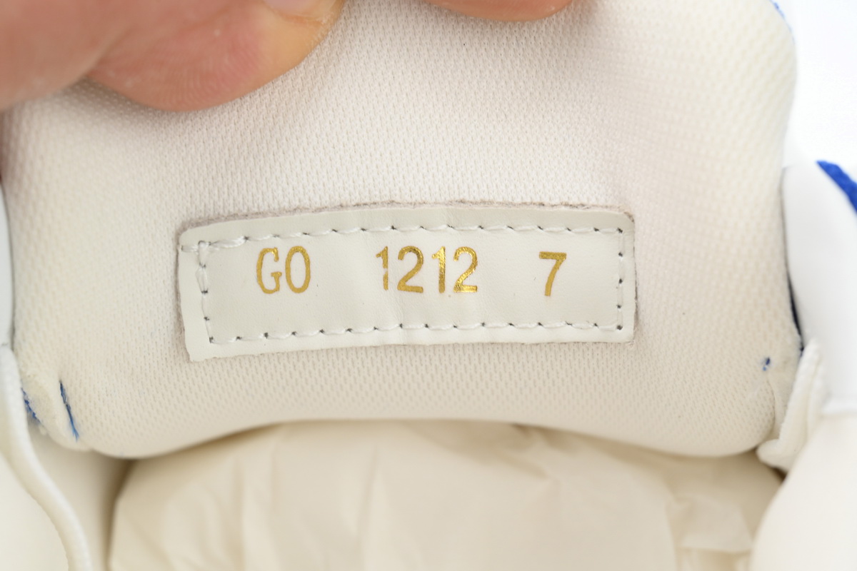 Louis Vuitton Louis Vuitton Trainer Blue