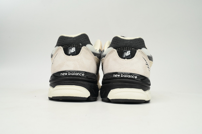 New Balance 990v3 Beige M990AD3