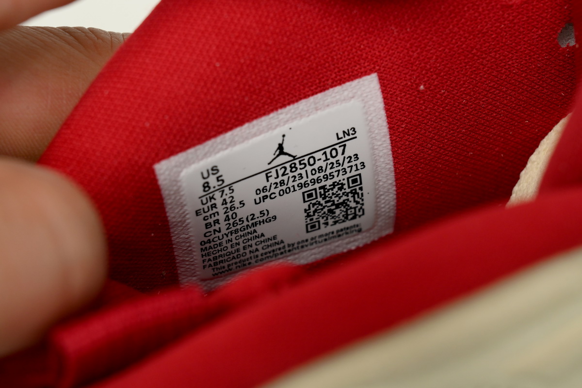 Air Jordan 8 Retro SP SoleFly Mi Casa Es Su Casa FJ2850-107