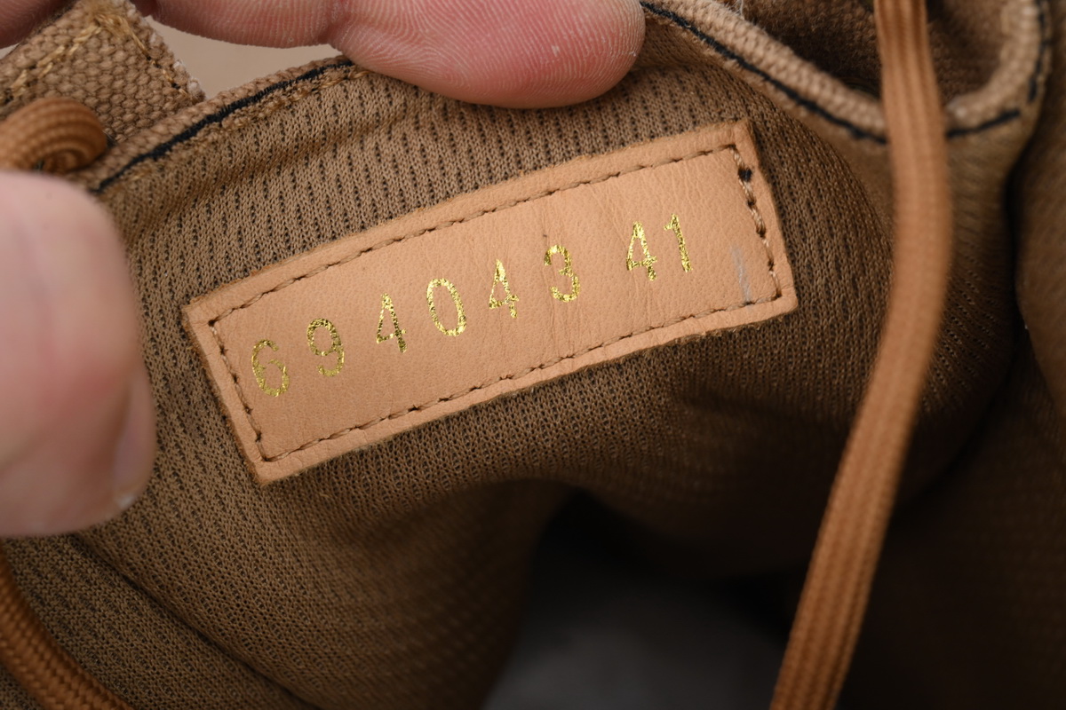 Balenciaga Strike Brown PK24092002