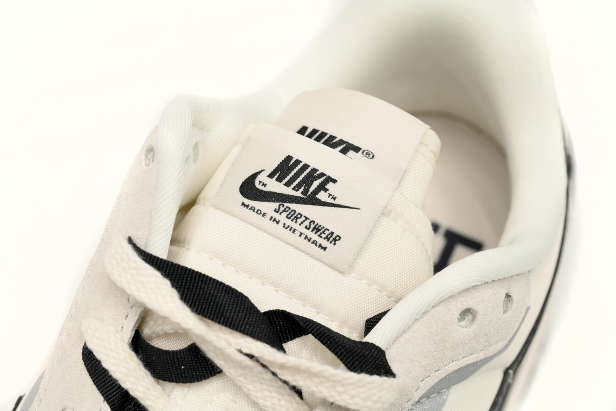 Sacai x Nike VaporWaffle Sesame and Beige Black DD1875-101