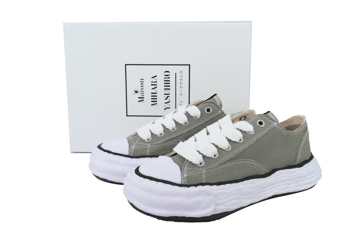 MIHARA YASUHIRO White Brown NO.805