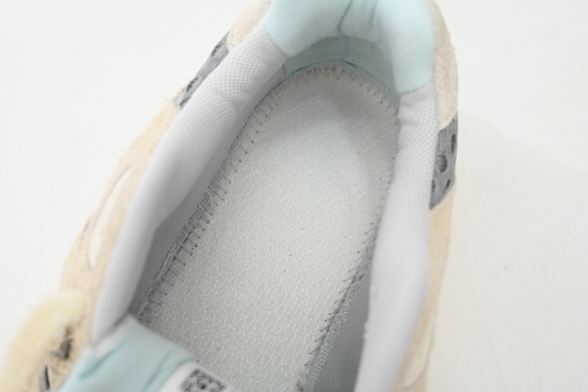 New Balance 9060 Beige Green U9060BW1