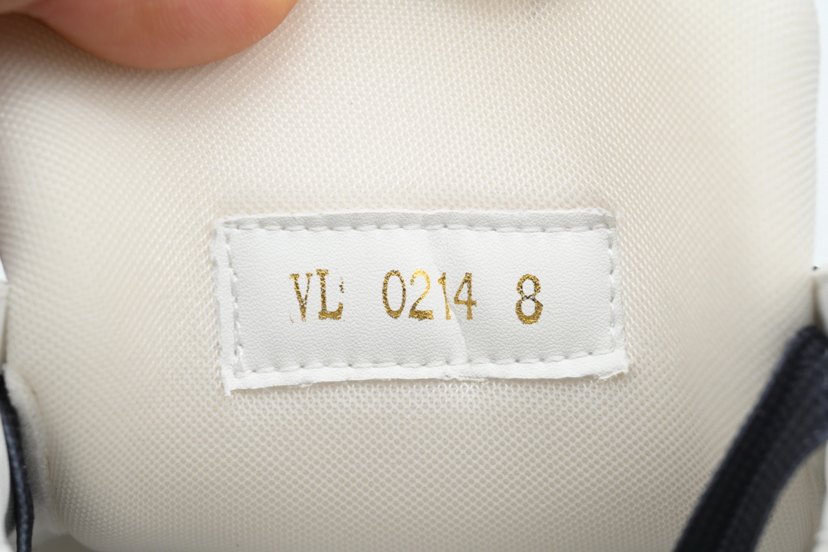 LOUIS VUITTON Trainer ALV Clean Dye White