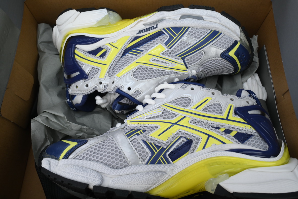 Balenciaga Runner 677403 W2RN1 0080