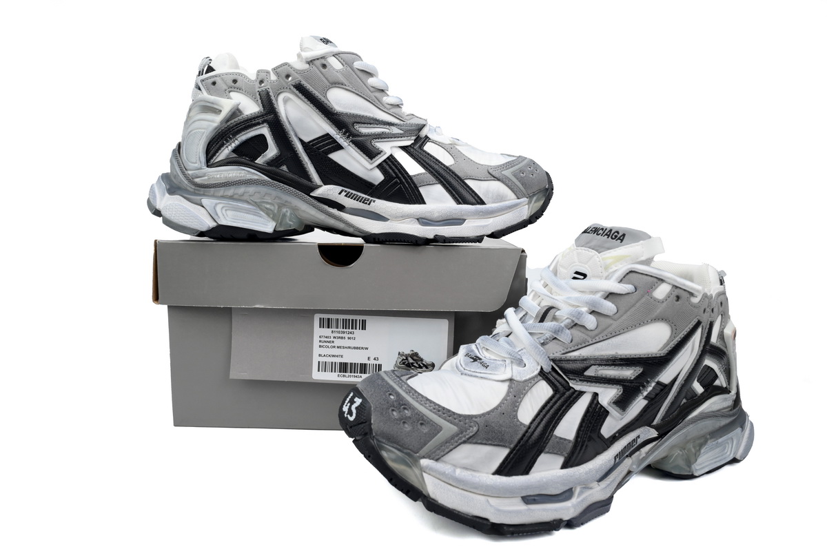 Balenciaga Runner White Black Gray 677402 W3RB2 9012