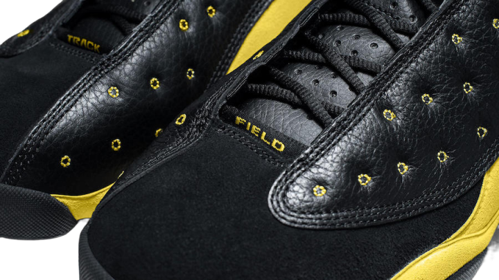 Air Jordan 13 Retro Oregon Track & Field PE (2018)