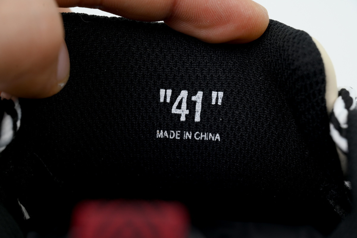 OFF-WHITE Out Of Khaki Red