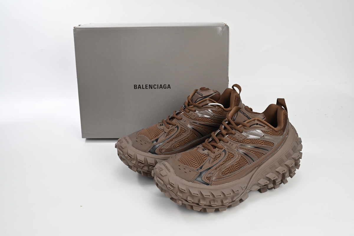 Balenciaga Defender Black Brown 685611 W3RBS 2408