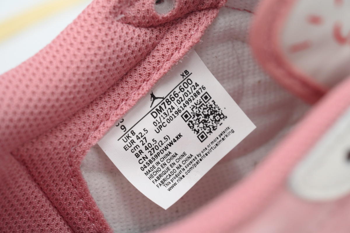 Air Jordan 1 Retro Low OG SP Travis Scott Sail Shy Pink DM7866-600