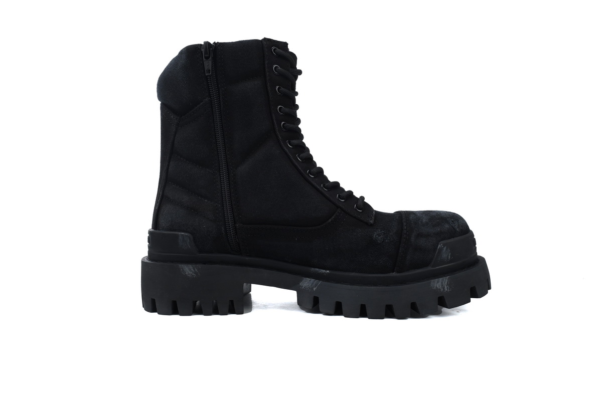 Balenciaga Strike Black PK24092001