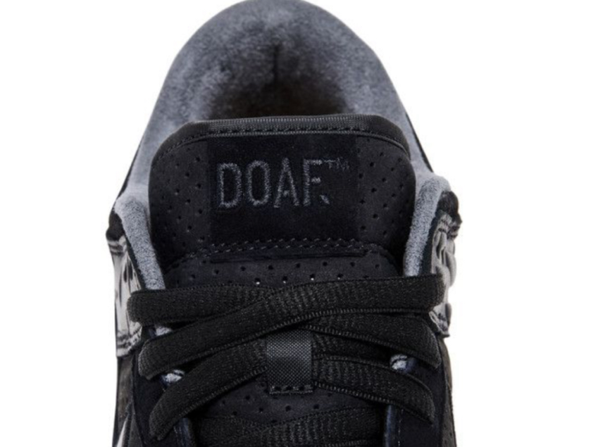 Nike Dunk Low Ducks of a Feather Black University of Oregon PE HV1470-001