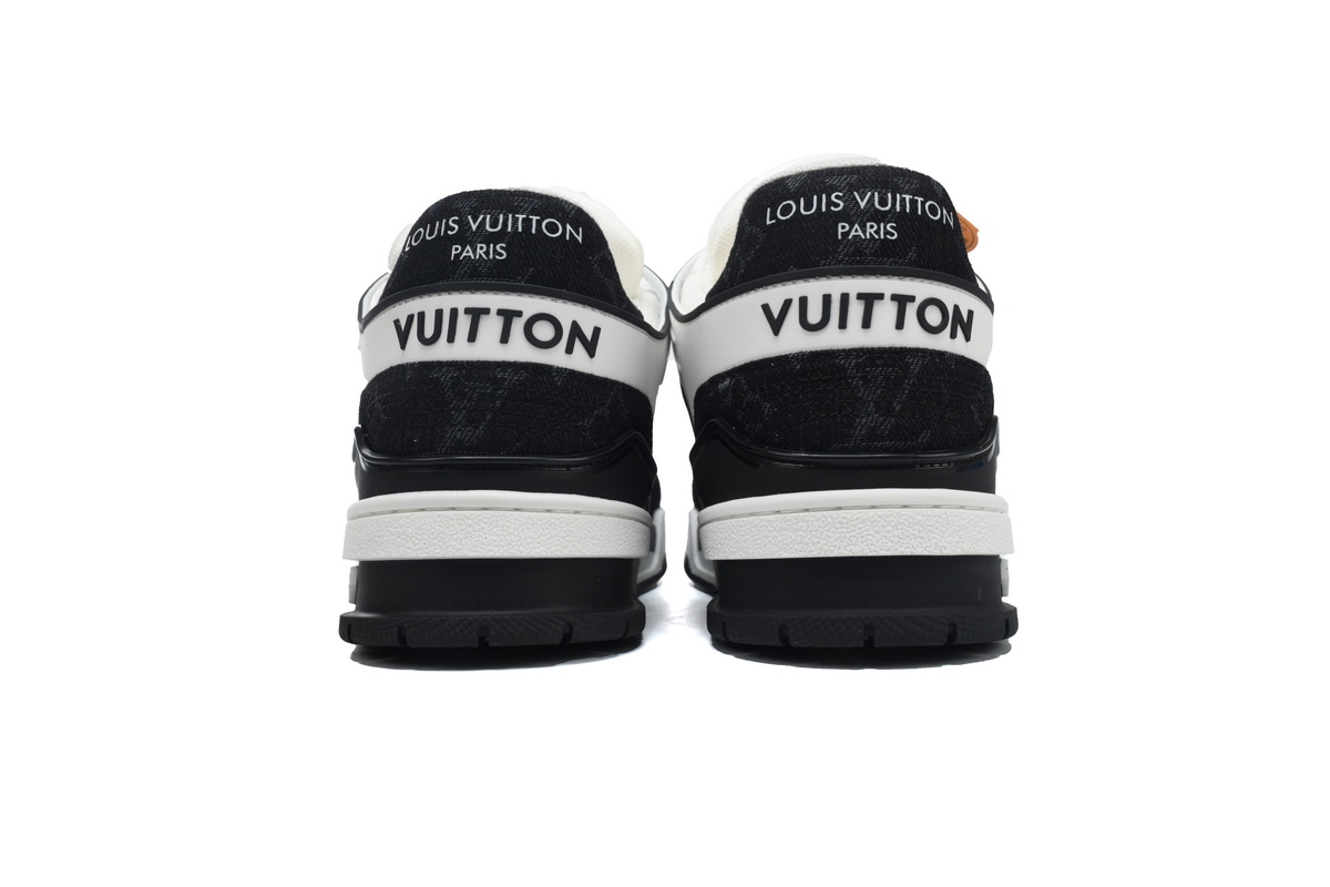LOUIS VUITTON Trainer White and black