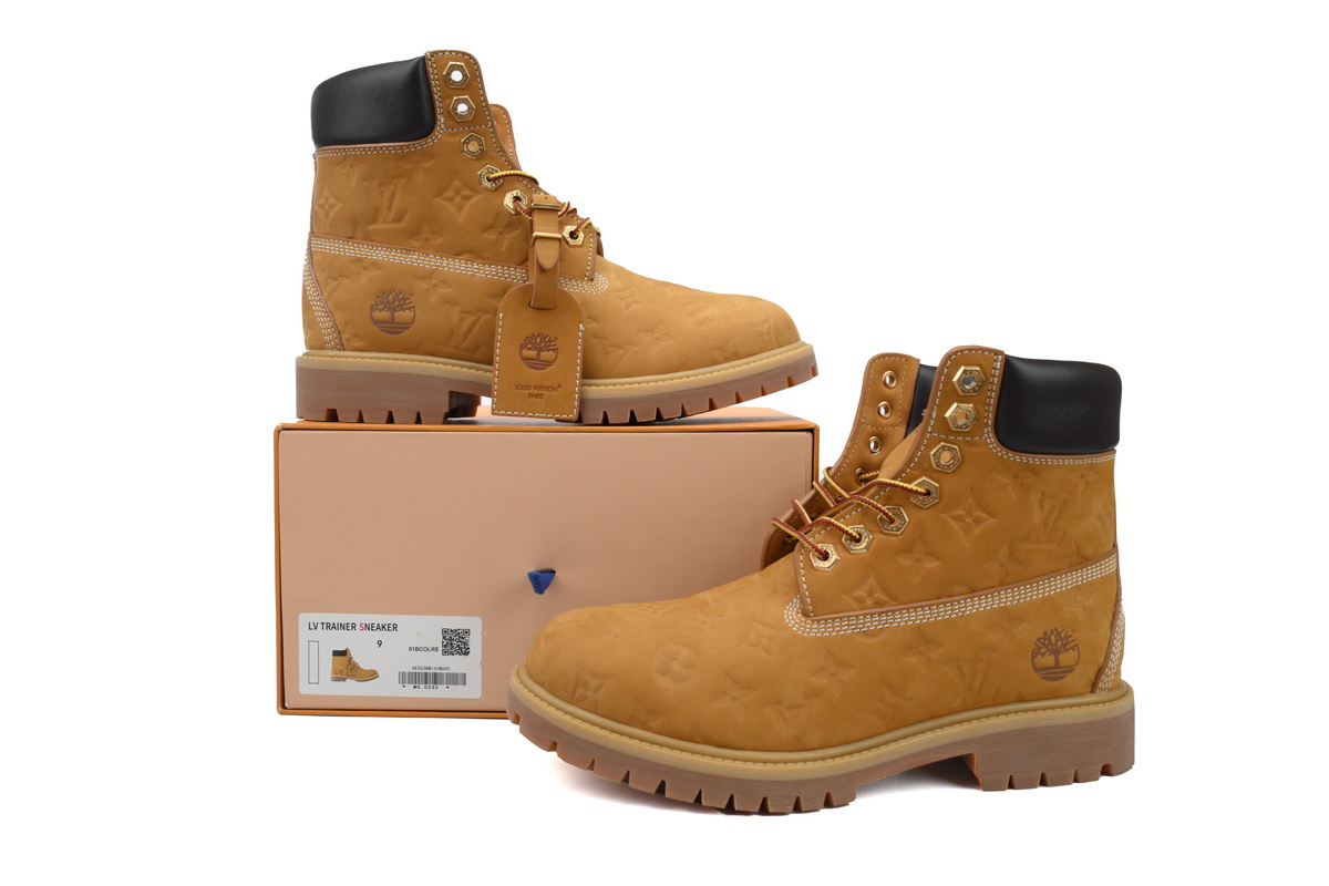 LOUIS VUITTON x Timberland 6-In Ankle Boot Brown