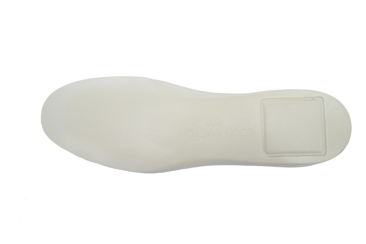 Louis Vuitton Trainer Sneaker All Alligator Leather White