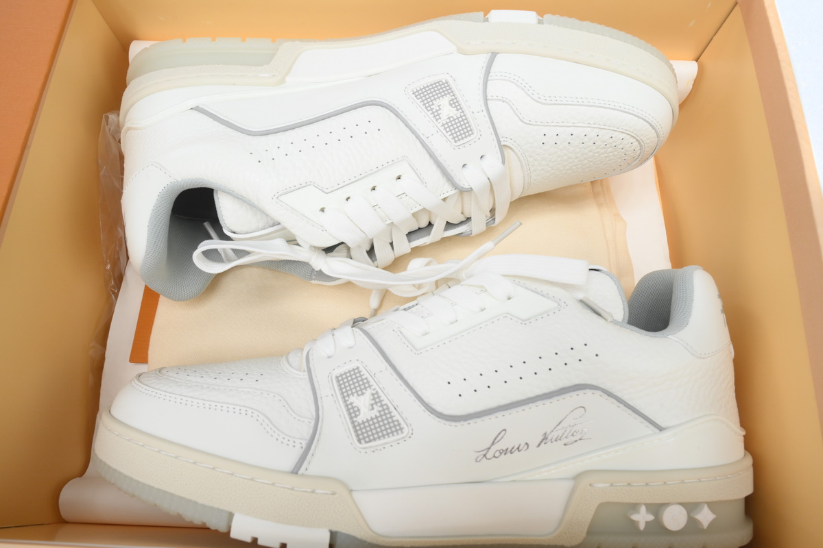 Louis Vuitton Trainer White