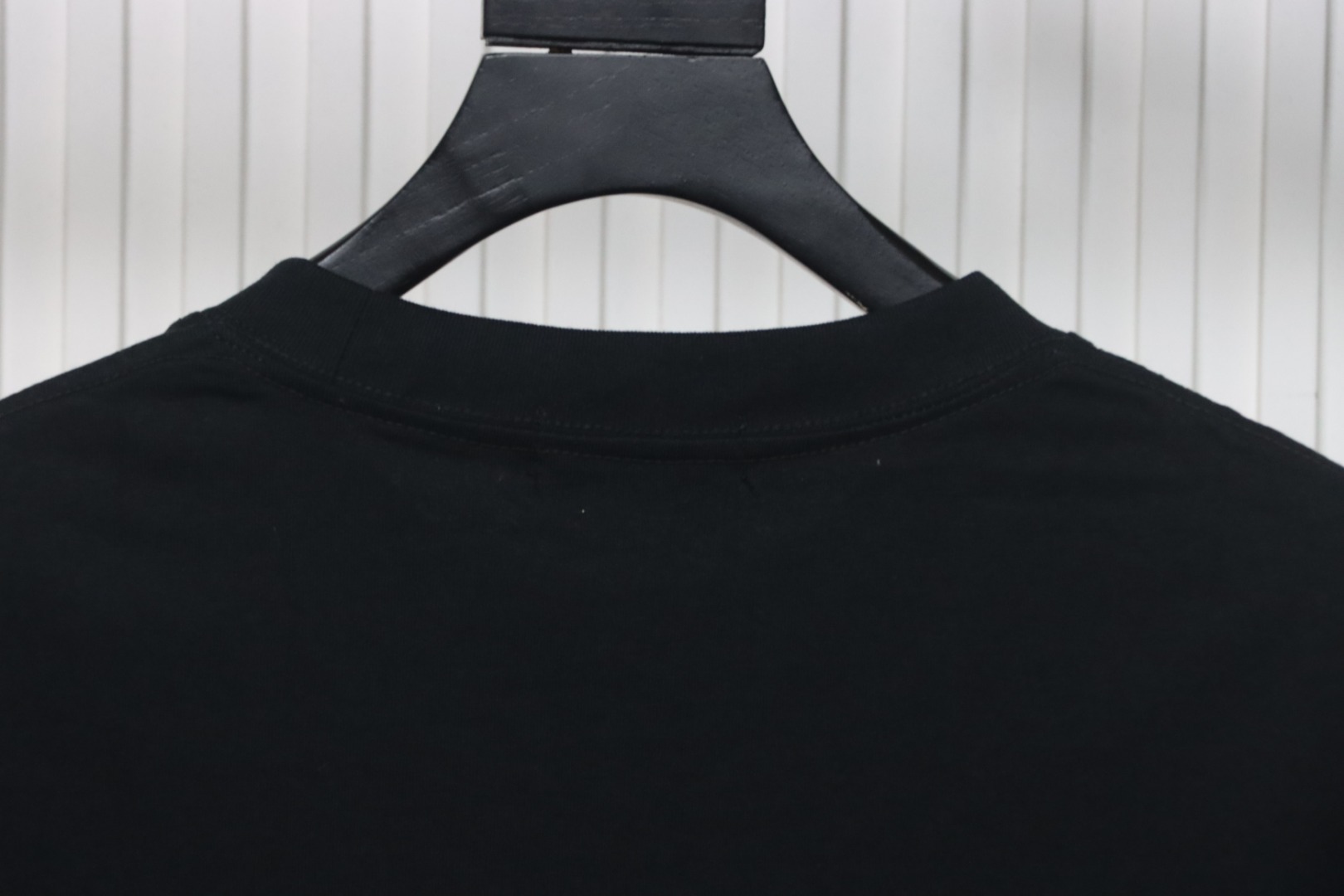 Balenciaga 25ss Sanskrit letters flocked print short sleeves