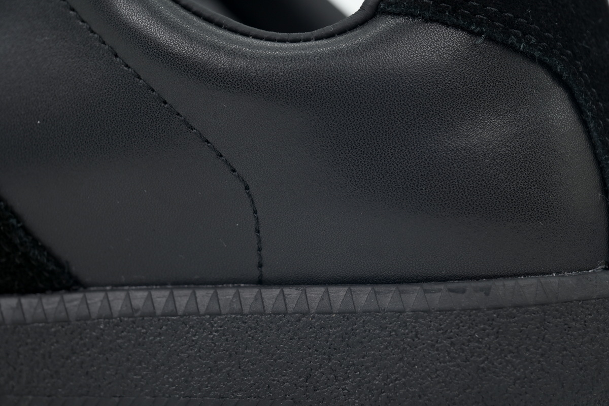 Maison Margiela All Black