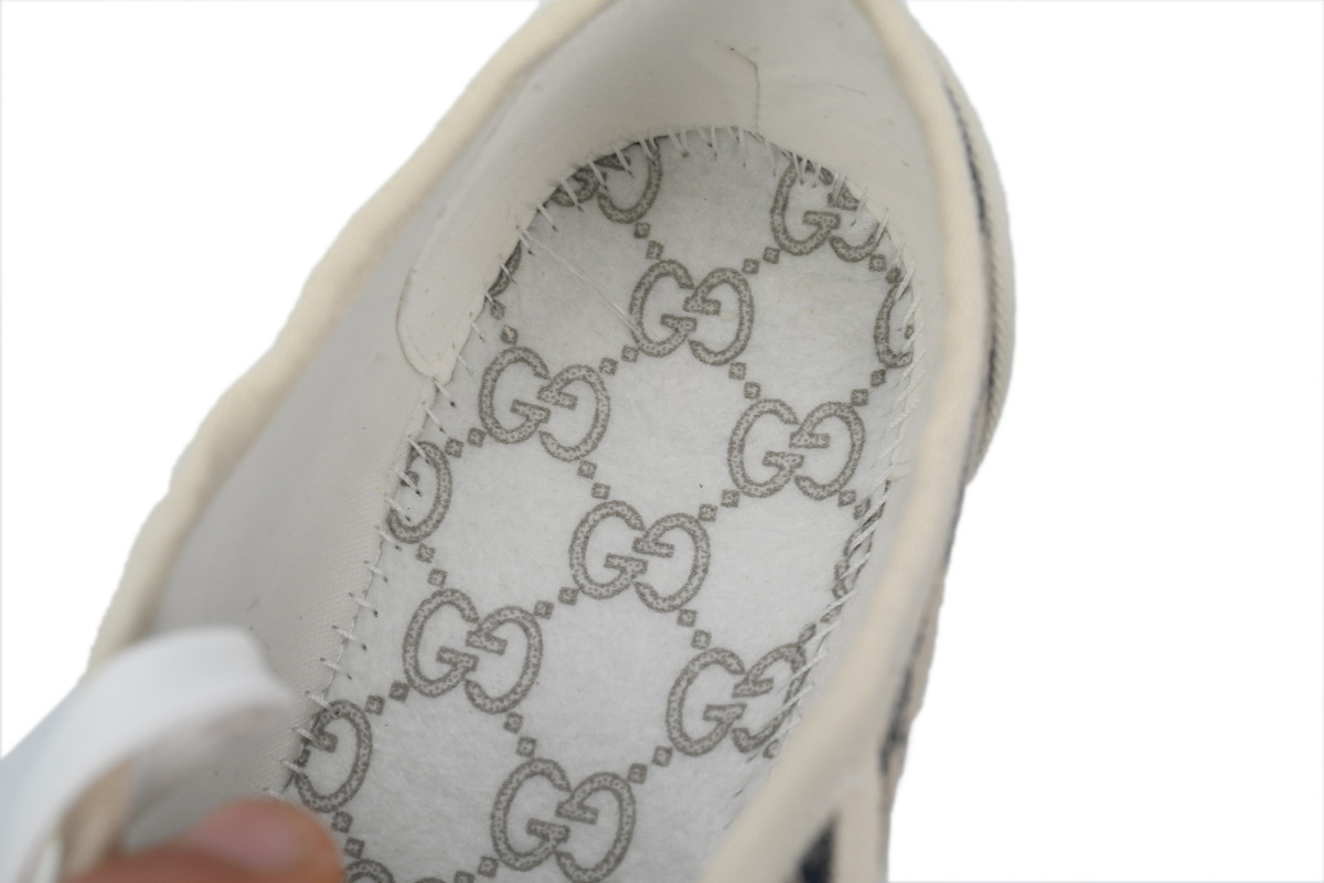 Gucci canvas shoes shell gray