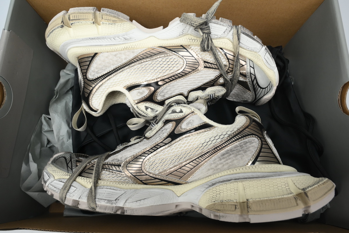 Balenciaga Champagne 734731 W3XL5 9110