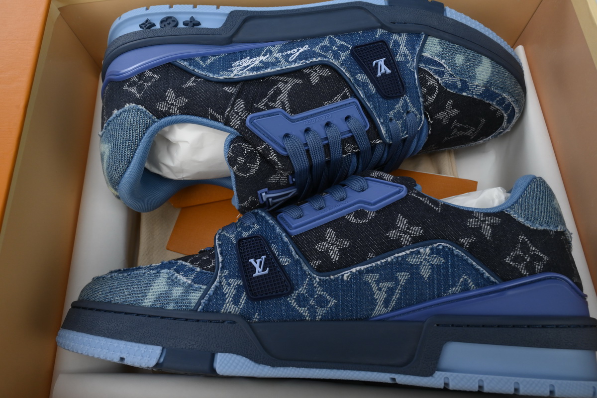 Louis Vuitton Louis Vuitton Trainer Navy Blue
