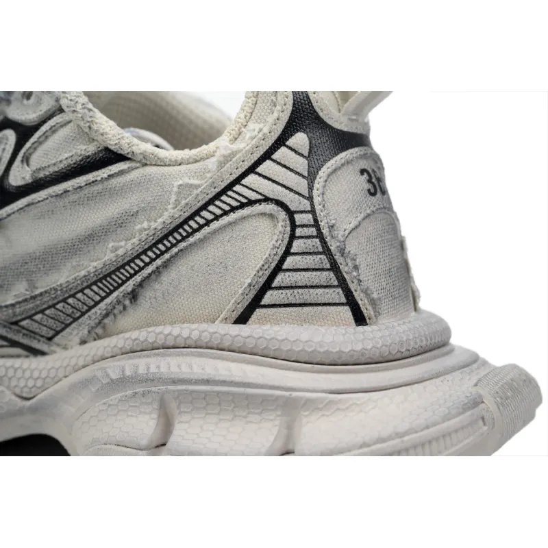 Balenciaga Wmns 3XL Sneaker 'Worn-Out - Beige' 734731 W3XDC 2002