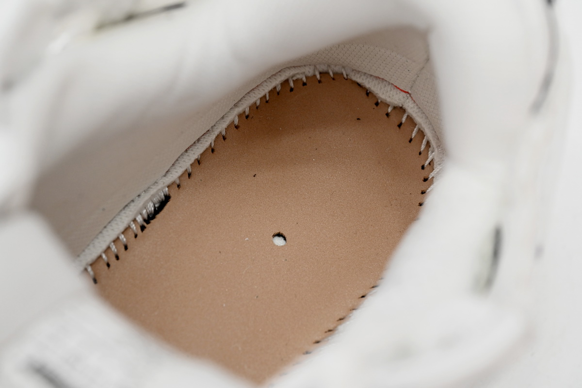 Balenciaga Runner Graffiti White 677402 W3RBQ 9010