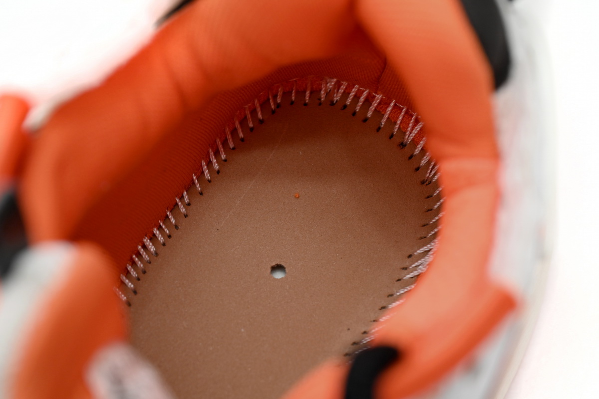 Balenciaga Runner White Orange Black 677402 W3RB7 9051