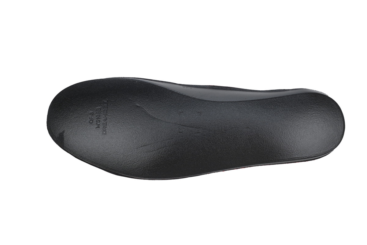 Air Jordan 3 Retro Black Cement DN3707-010