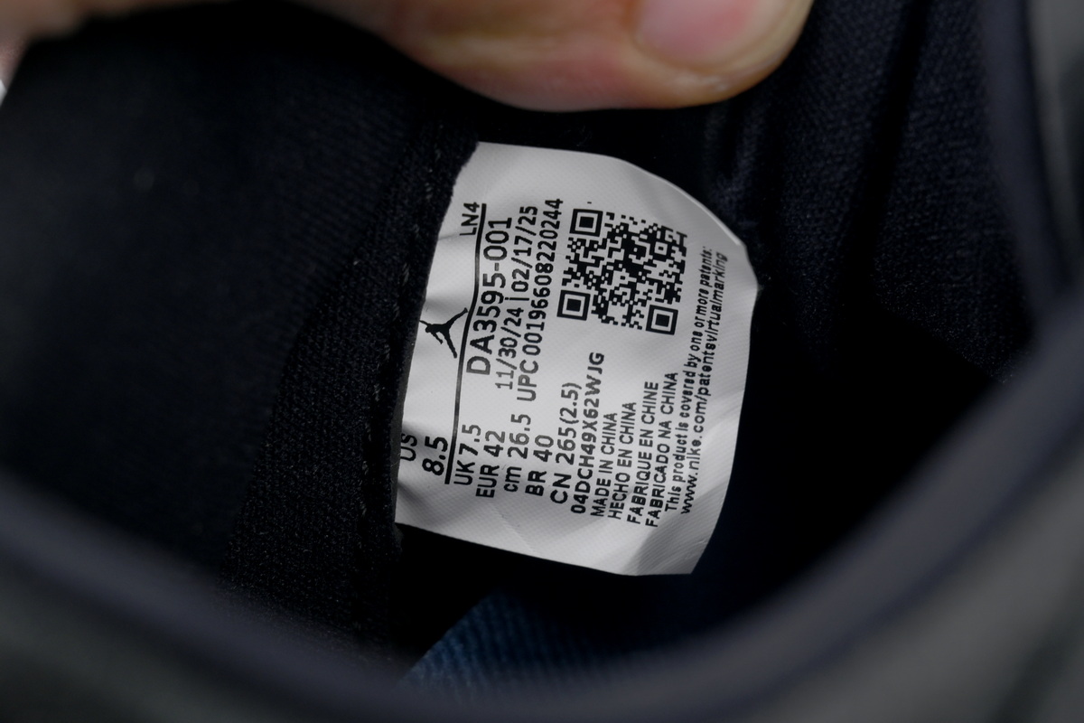 Fragment Design x Air Jordan 3 Black And White