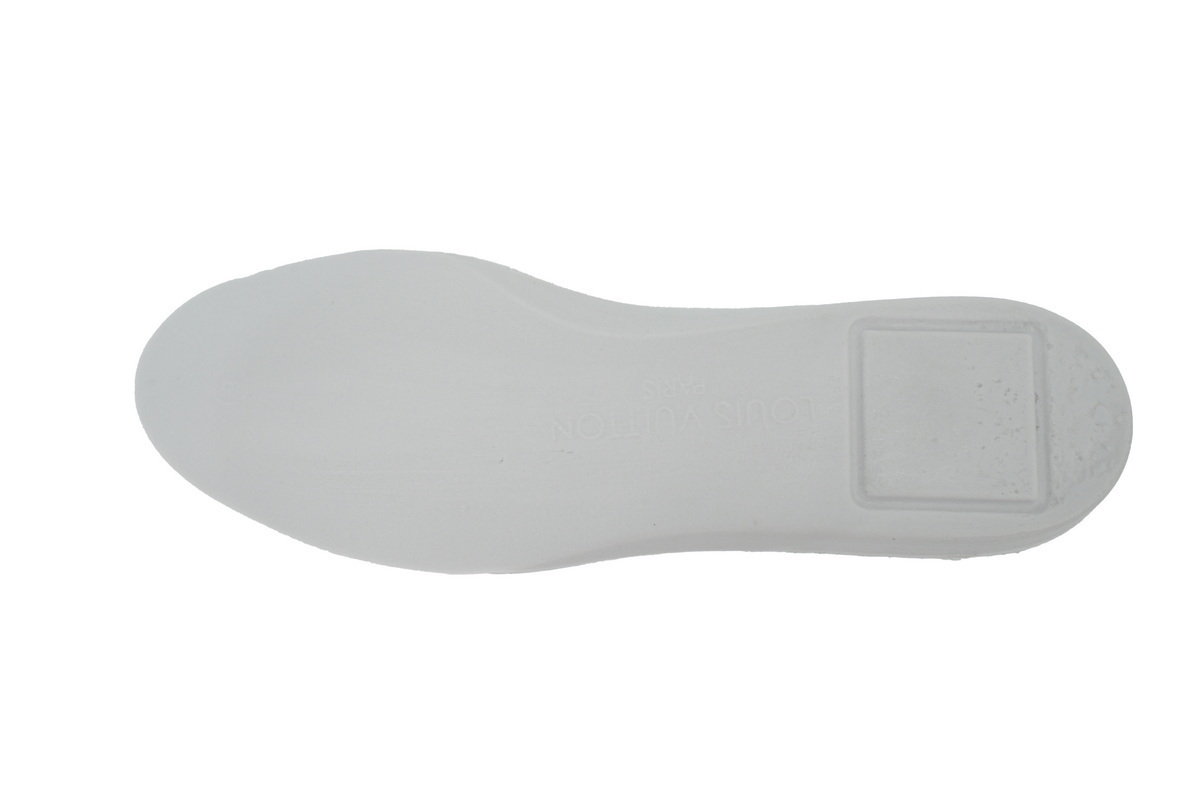 LOUIS VUITTON all white