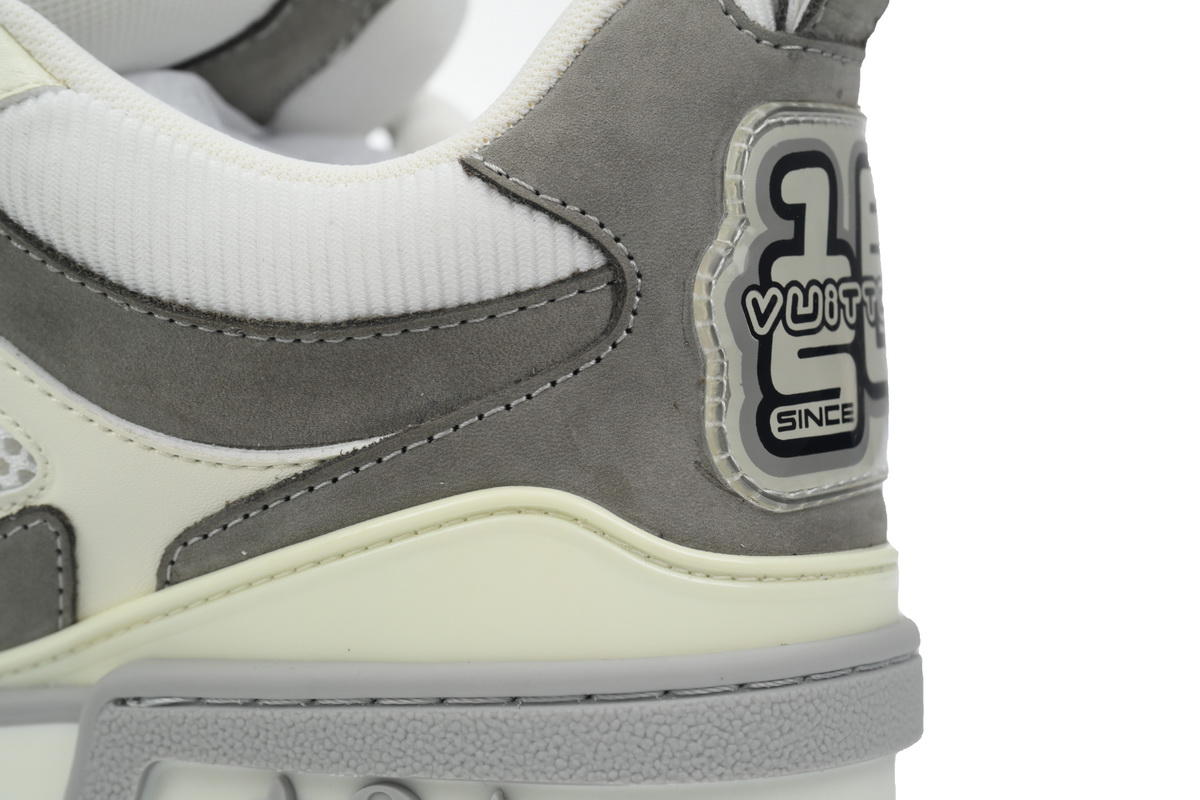 LOUIS VUITTON Leather lace up Fashionable Board Shoes White Gray 1ACQP4