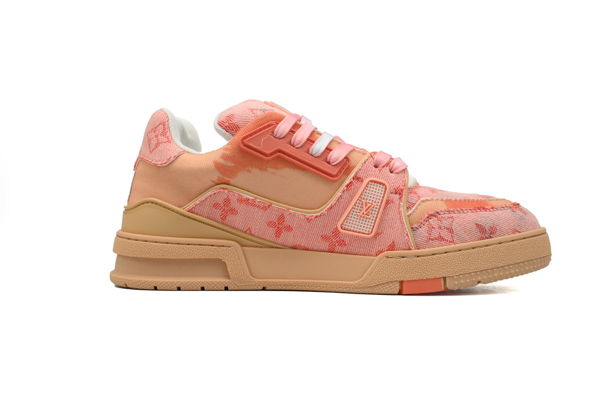 LOUIS VUITTON Trainer Rendering Orange Cloth