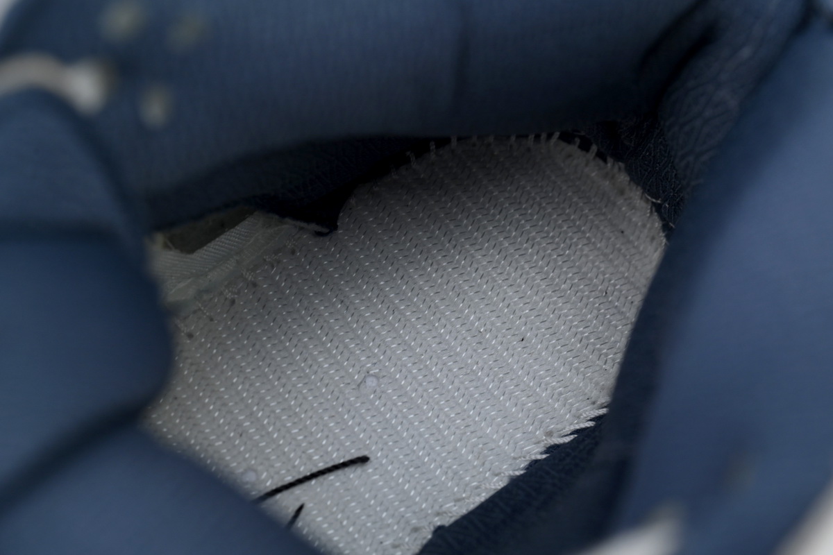 A Ma Maniere x Air Jordan 5 “Diffused Blue” FZ5758-004