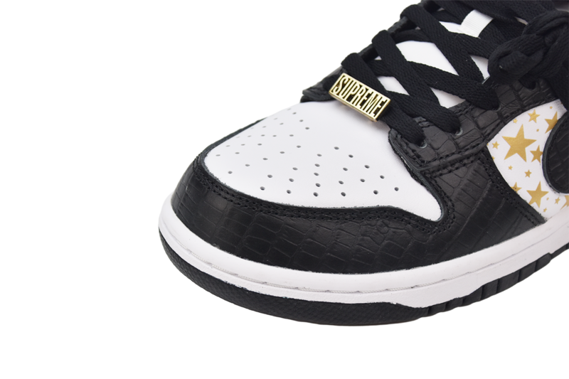 Nike SB Dunk Low Supreme Stars Black DH3228-102